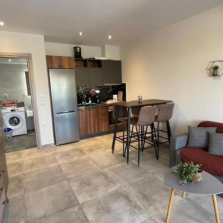 Thalassa Apartment Néa Péramos المظهر الخارجي الصورة